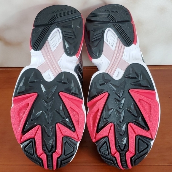 Adidas Falcon - Picture 10 of 12